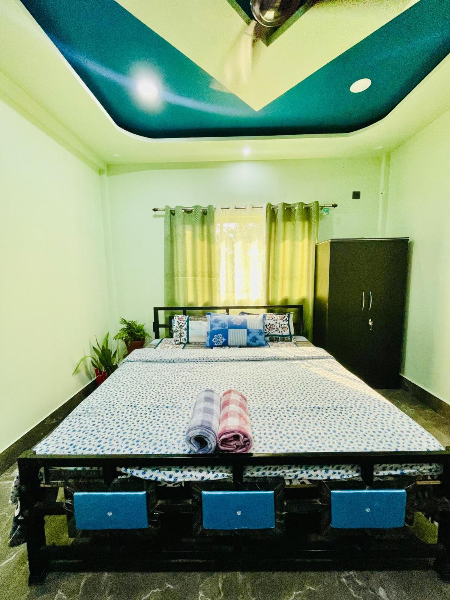 Deka'S Homestay Tezpur ภายนอก รูปภาพ