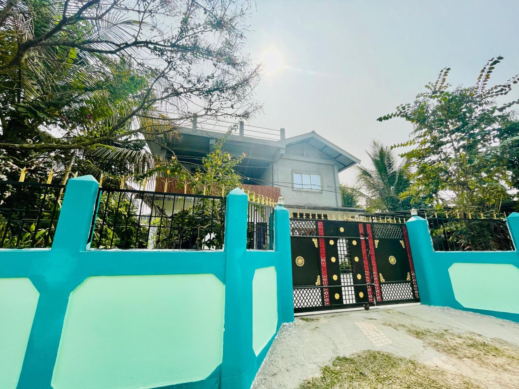 Deka'S Homestay Tezpur ภายนอก รูปภาพ