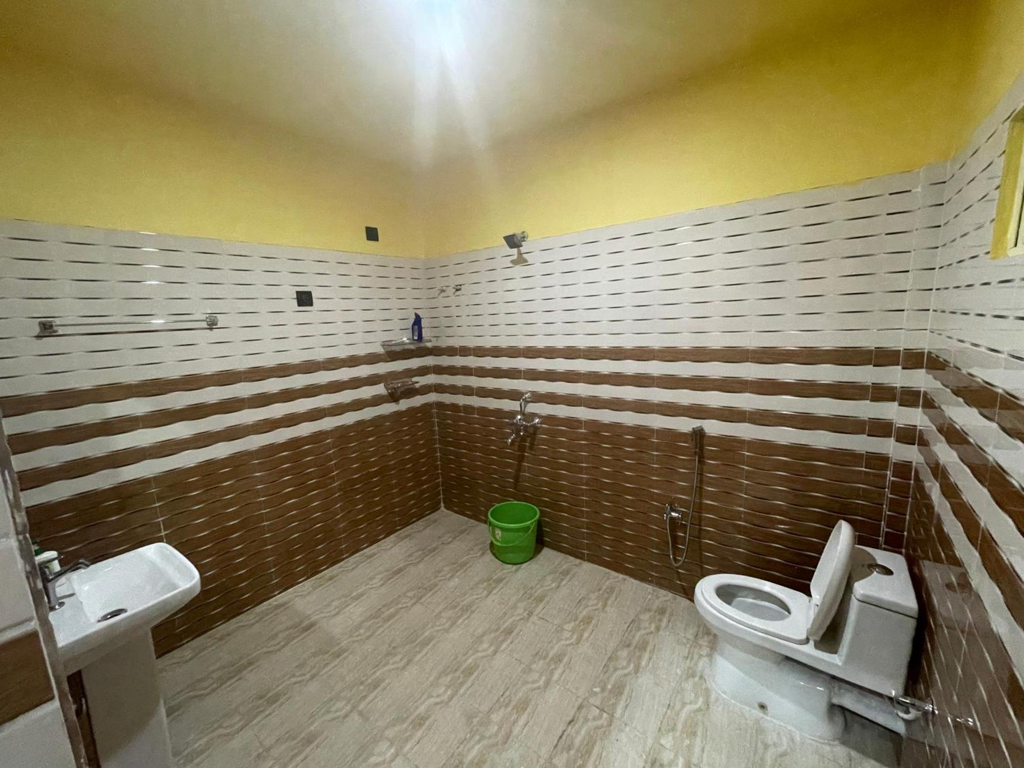 Deka'S Homestay Tezpur ภายนอก รูปภาพ